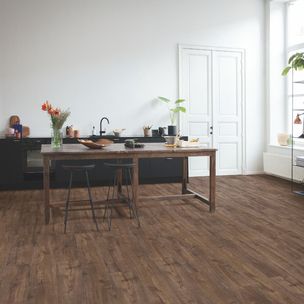 Alpha Vinyl Medium Planks - 2