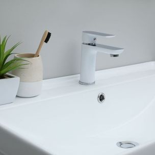 Aquanet Нота