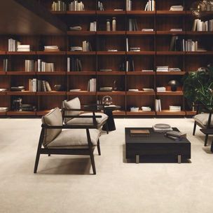 Porcelanosa Saddle
